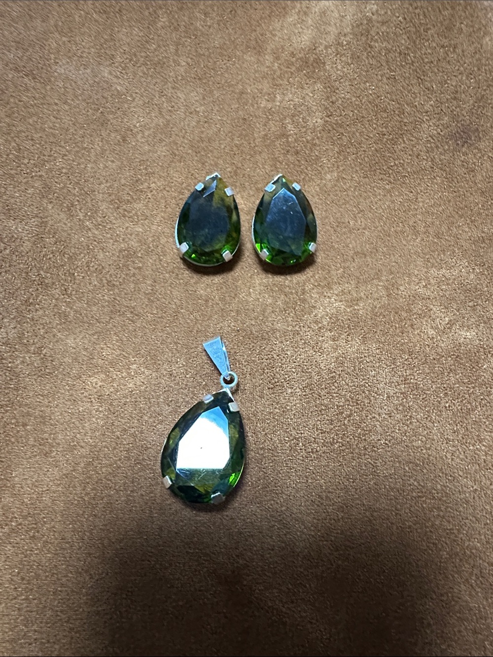 Teardrop Green Crystal Pendant and Earring Set